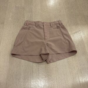 Aritzia TnAction Quad Shorts Size 00 Barely Blush